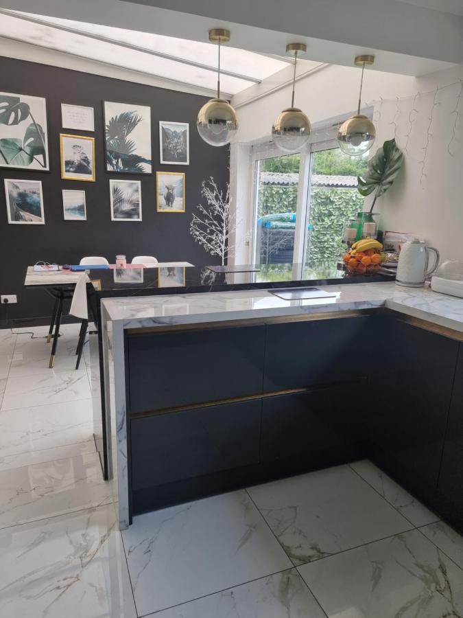 卢顿 Hollybush Private House酒店 外观 照片